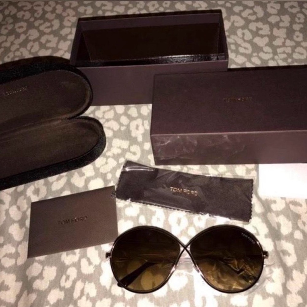 AUTHENTIC New with tag & box Tom Ford Women's Round Sunglasses in Brown